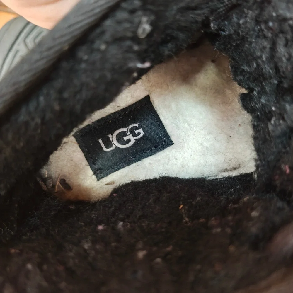 UGG Boots NEUMEL II Scatter 1134960K Youth Unisex 2 Black Graphic Chukka Leather
